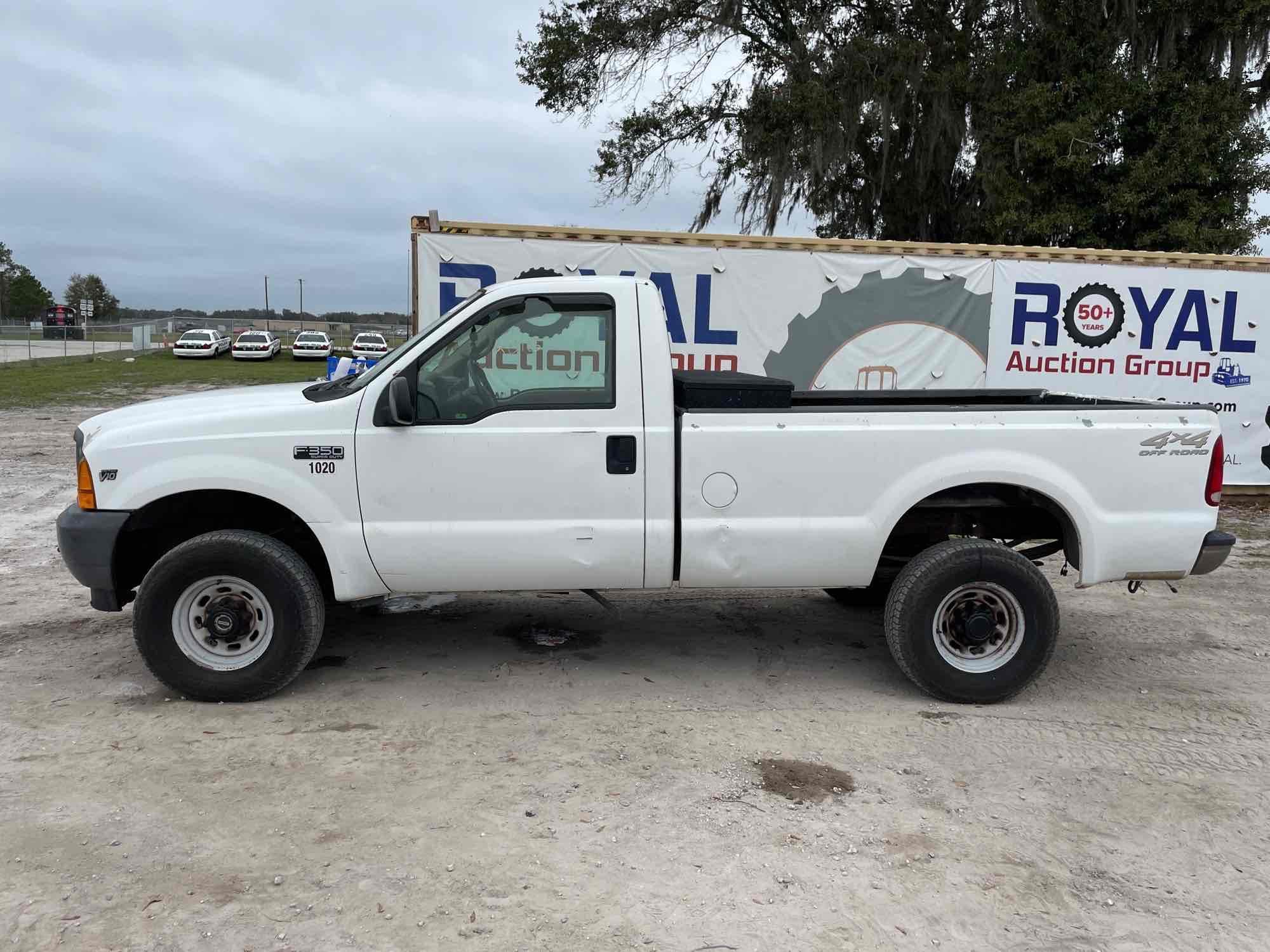 2001 Ford F-350 4x4 Reg Cab Pickup Truck