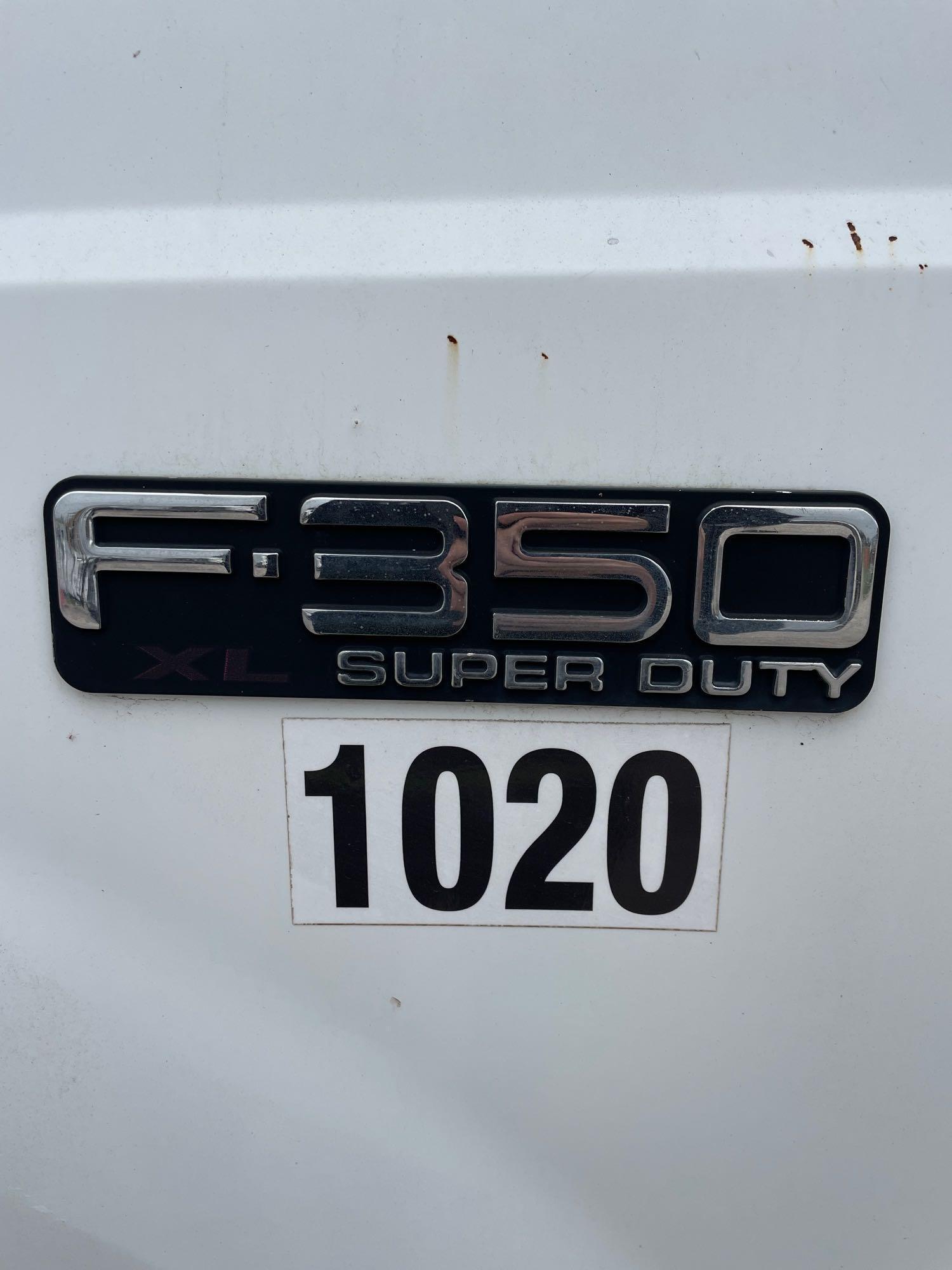 2001 Ford F-350 4x4 Reg Cab Pickup Truck
