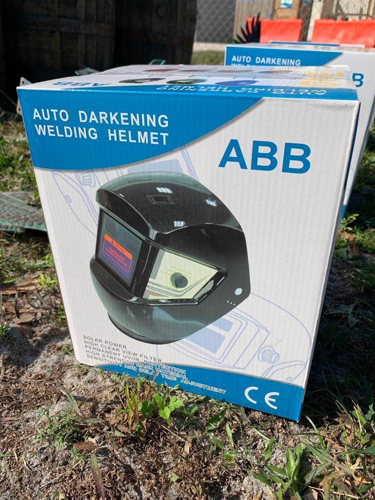 Auto Darkening Welding Helmet