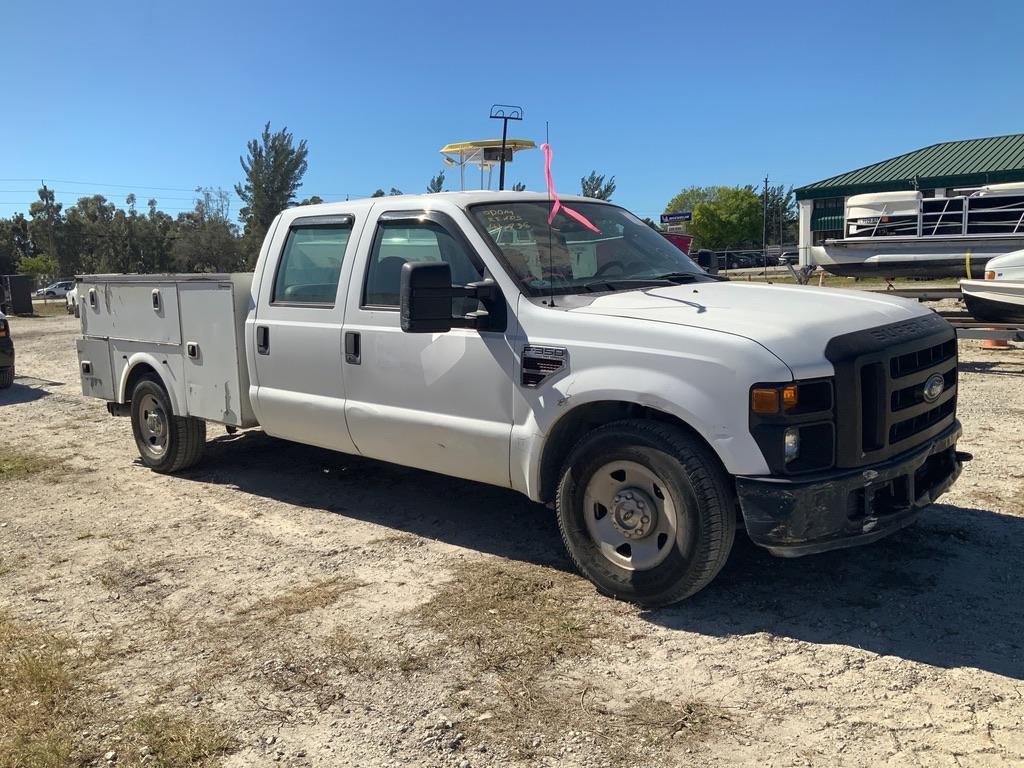 2008 Ford F-350 Crew Cab Service Truck