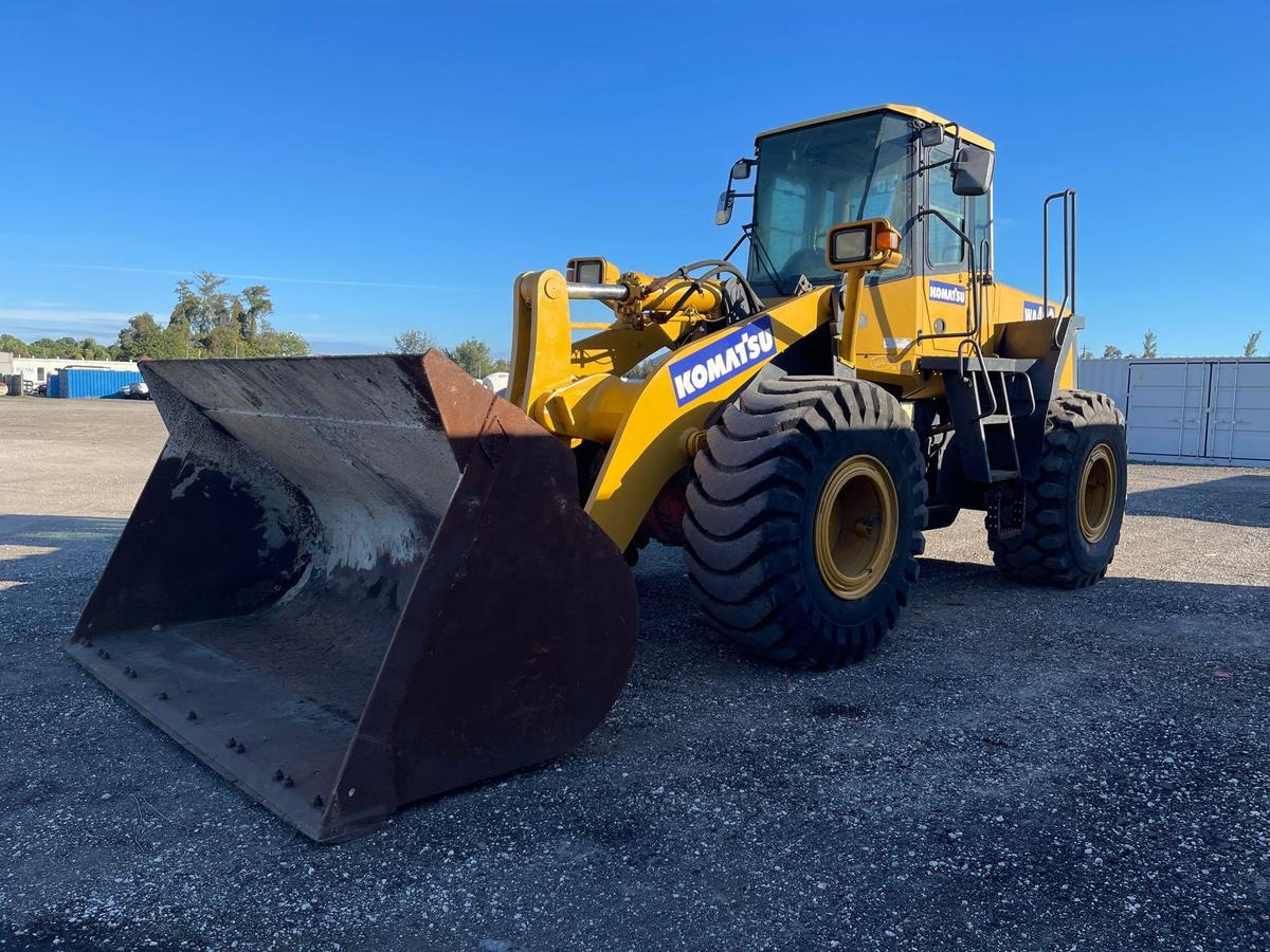 Komatsu WA400 Articulated Wheel Loader