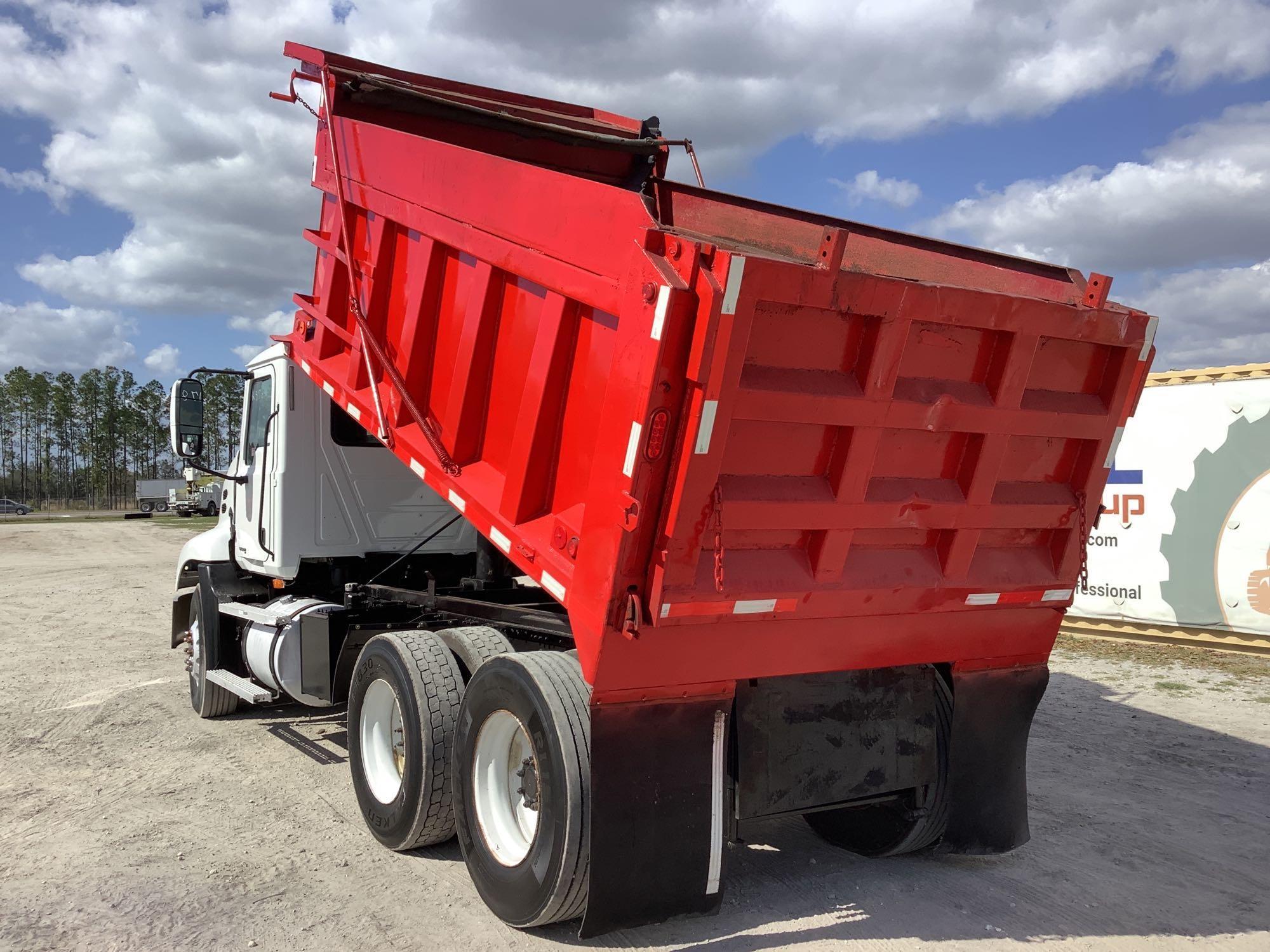 2005 Mack CXN613 T/A Dump Truck