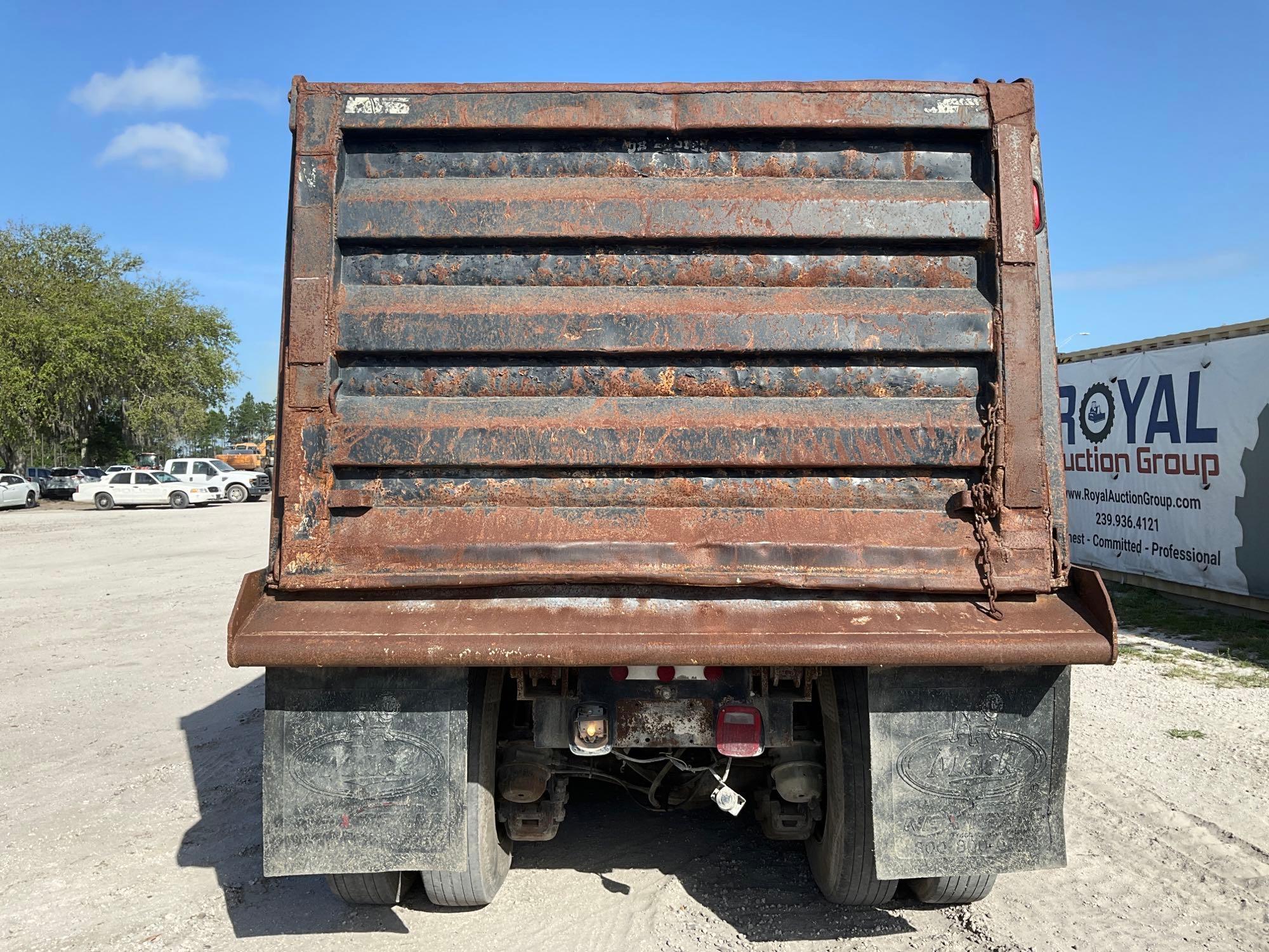 1993 Mack RD688S Tri-Axle Dump Truck