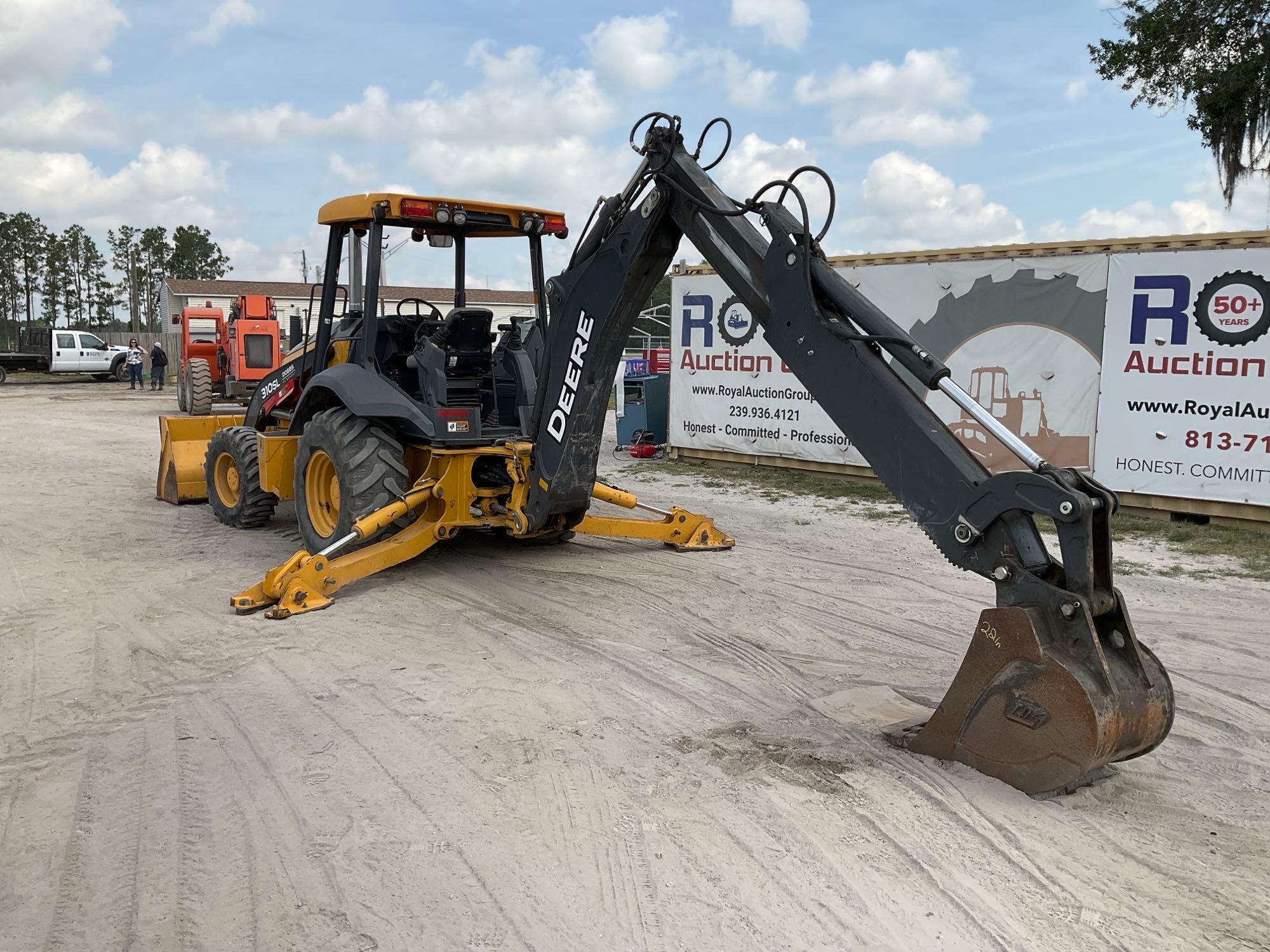 2019 John Deere 310SL 4x4 Extendahoe Backhoe