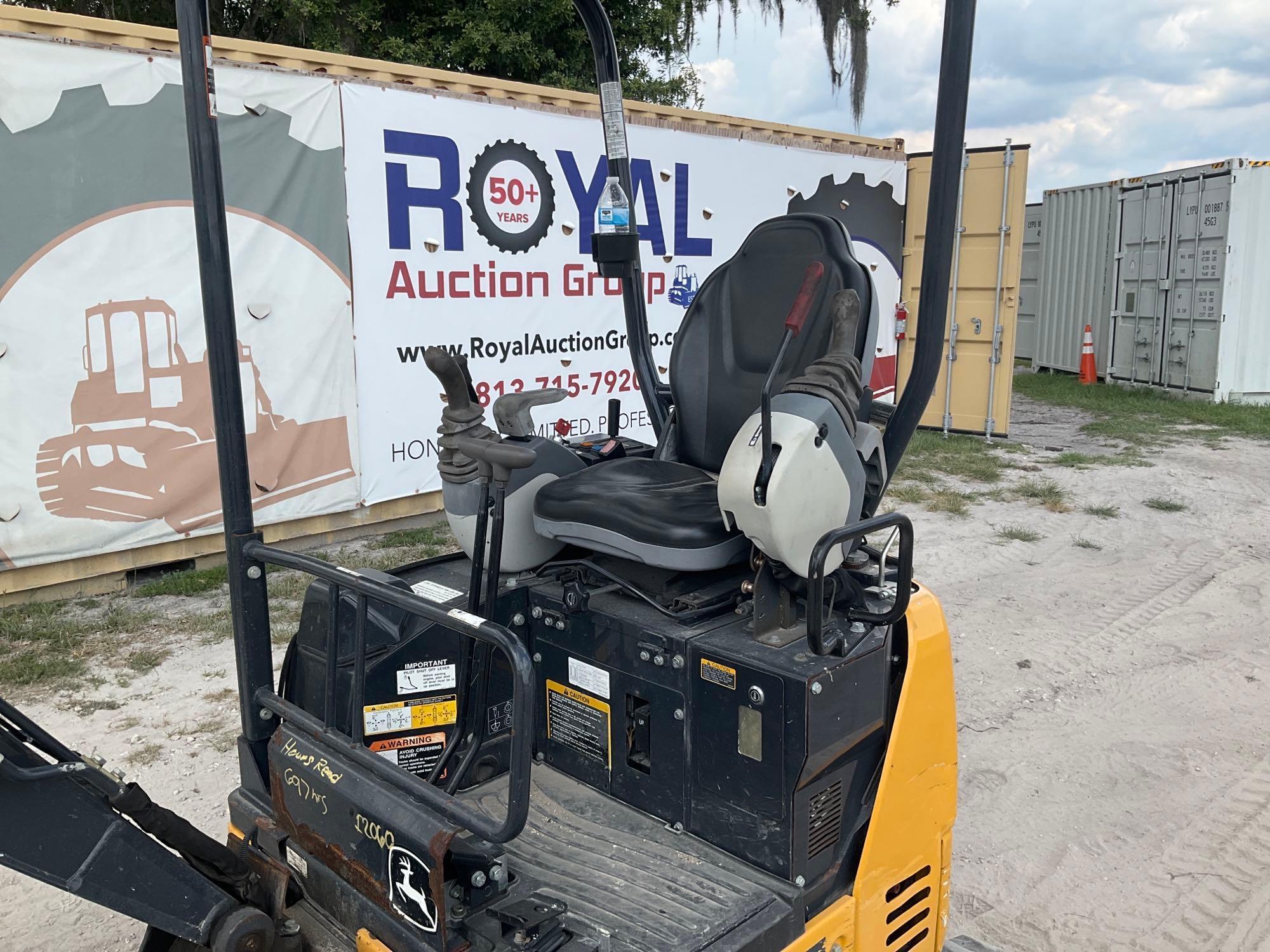 2019 John Deere 17G Hydraulic Mini Excavator