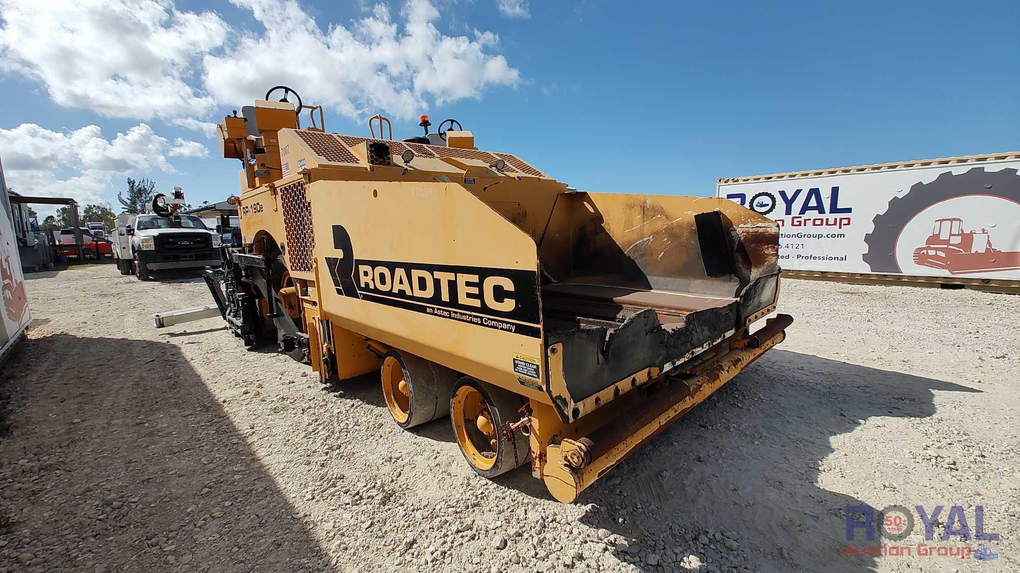 2019 Roadtec RP-190E Road Paver w/ Carlson EZV Screed & MOBA Guardian Sonic Controller