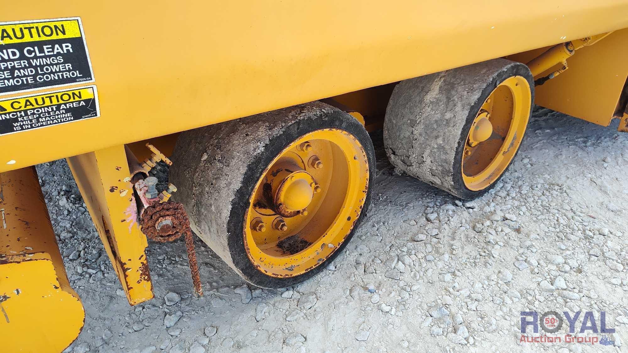 2019 Roadtec RP-190E Road Paver w/ Carlson EZV Screed & MOBA Guardian Sonic Controller