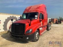2011 Freightliner Cascadia T/A Sleeper Truck Tractor