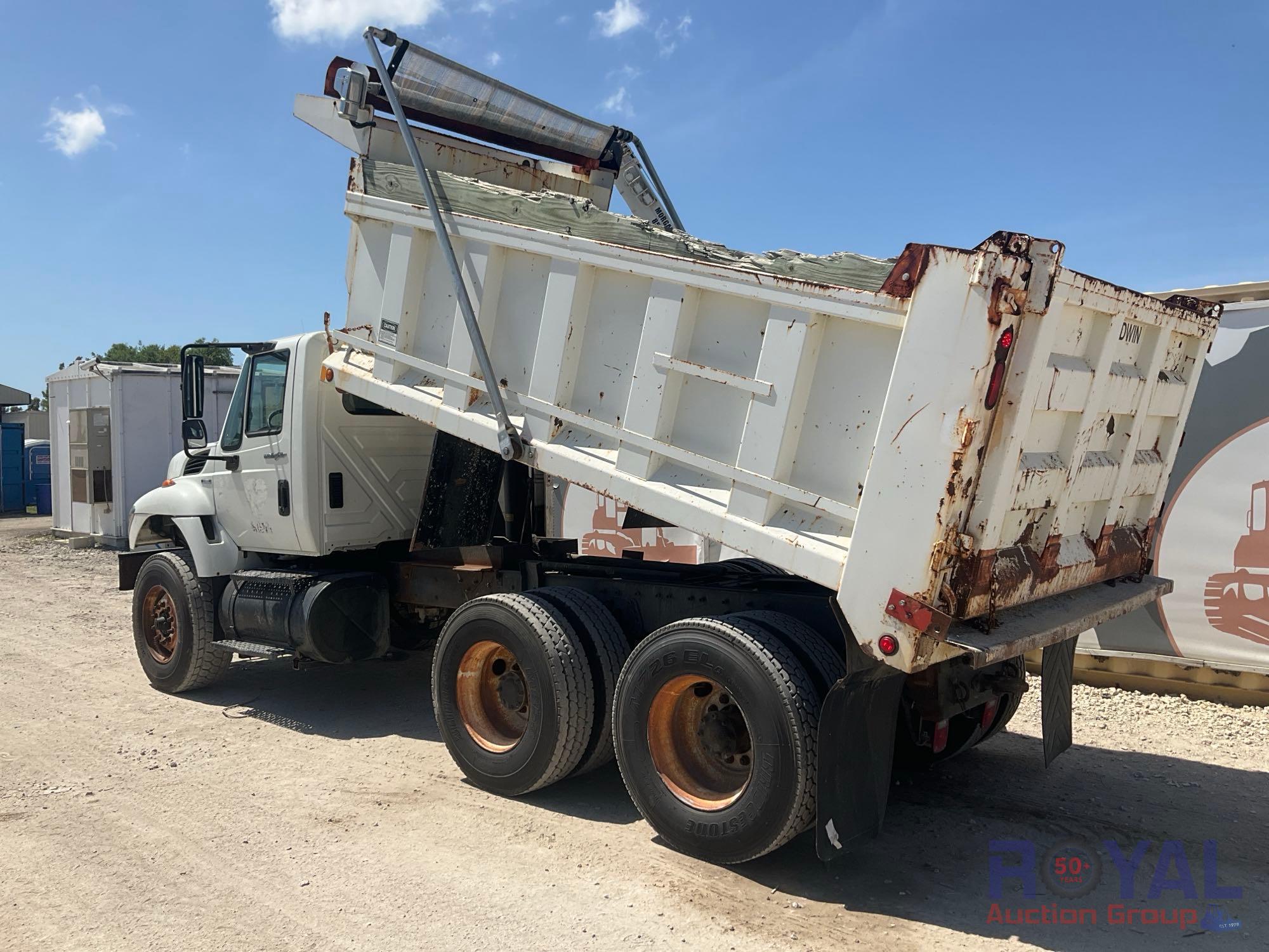 2009 International 7400 T/A Dump Truck