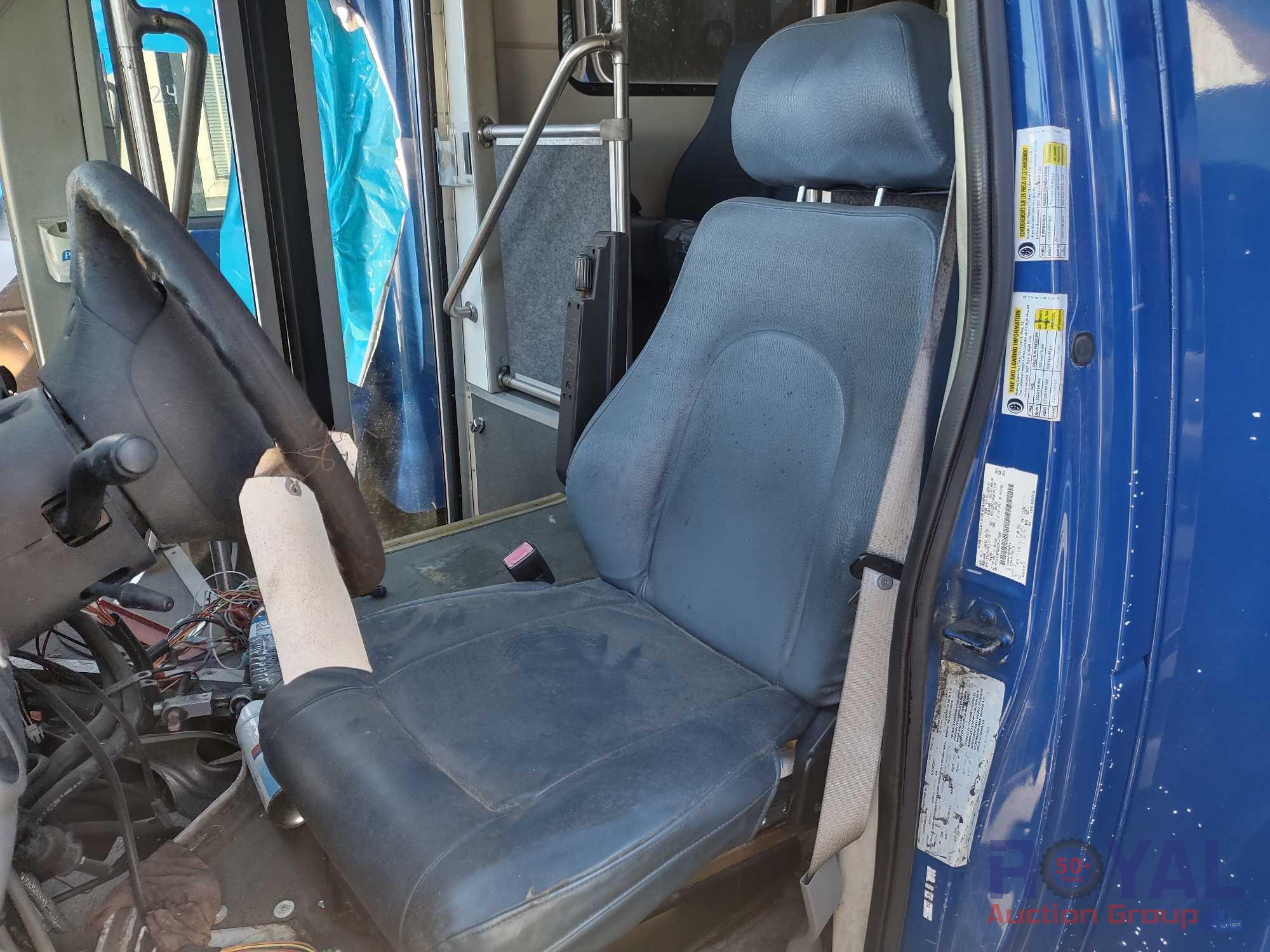 2015 Ford E450 Handicap Shuttle Bus