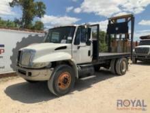 2003 International 4400 Attenuator Truck