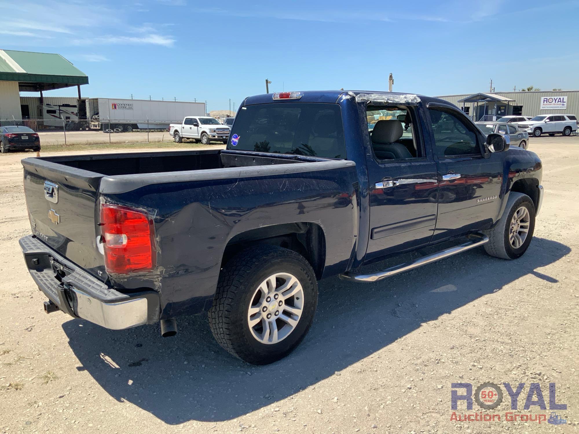 2011 Chevrolet Silverado Crew Cab Pickup Truck