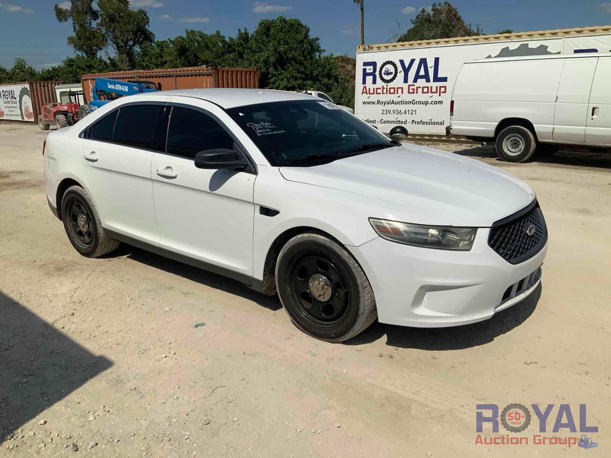 2013 Ford Taurus Sedan