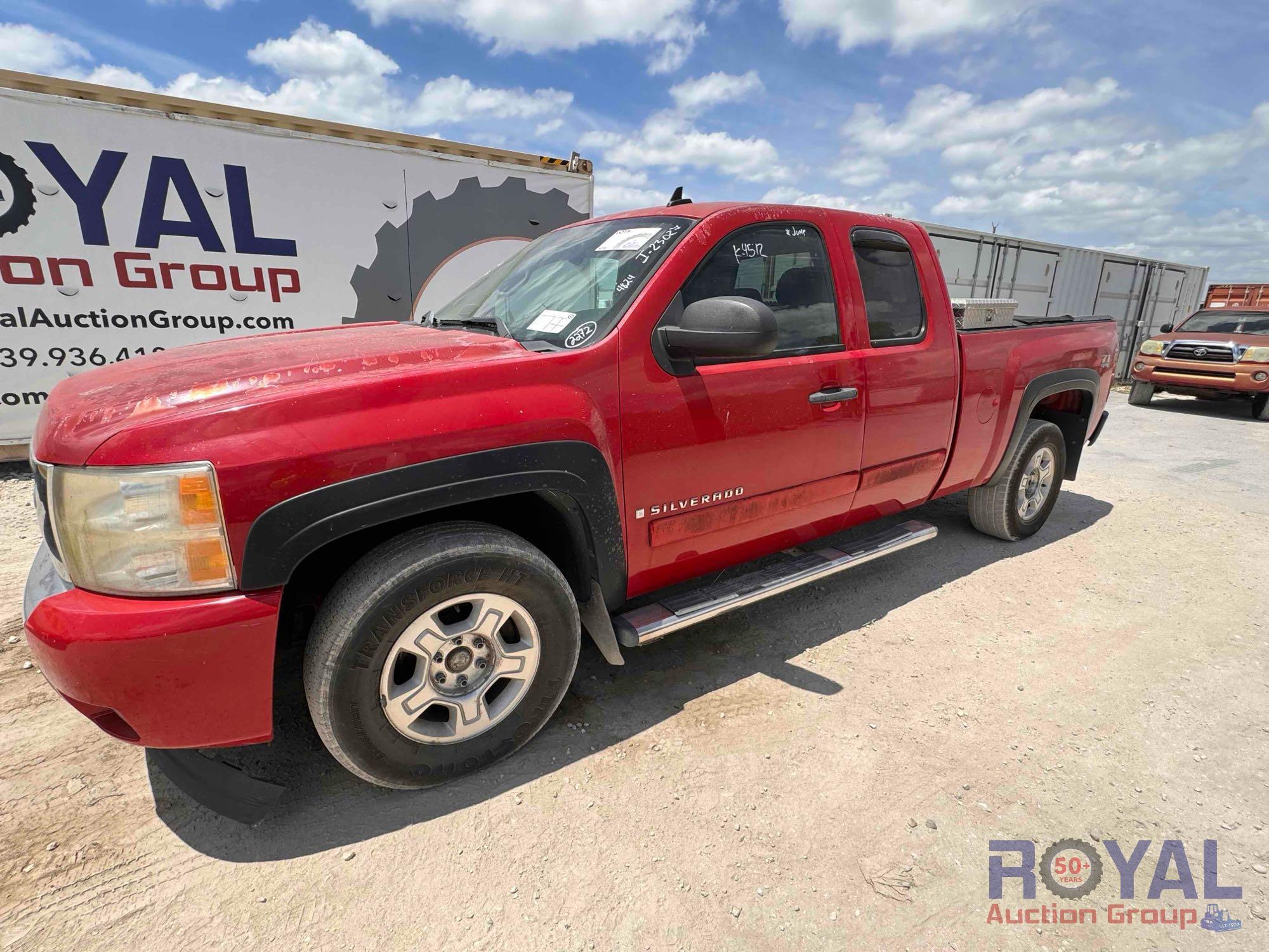 2009 Chevrolet Silverado 4X4 Crew Cab Pickup Truck