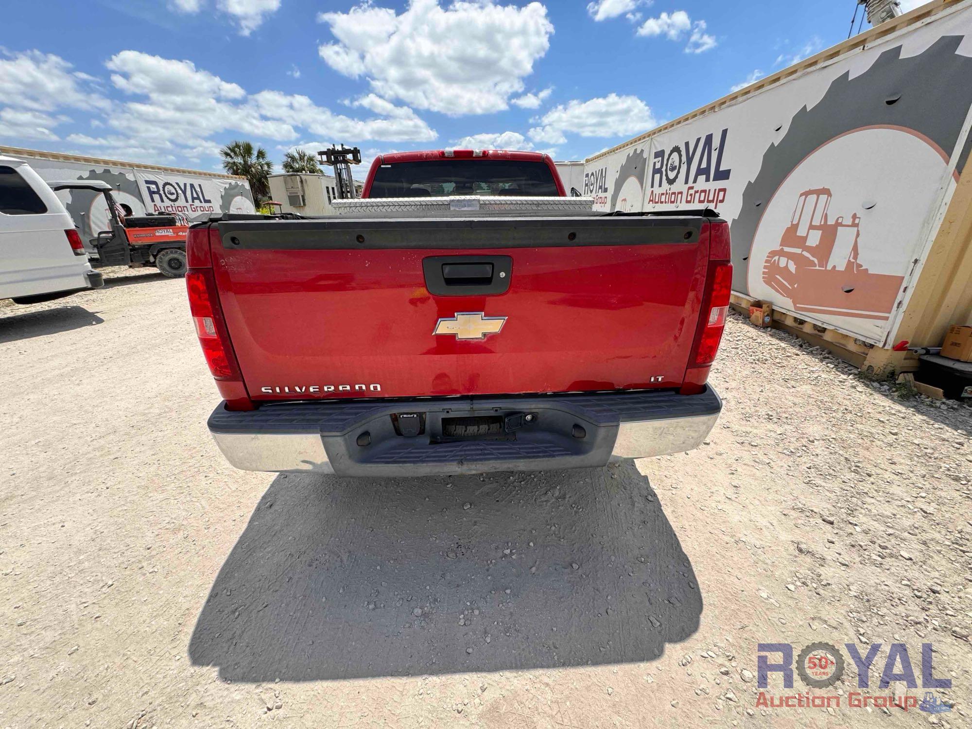 2009 Chevrolet Silverado 4X4 Crew Cab Pickup Truck