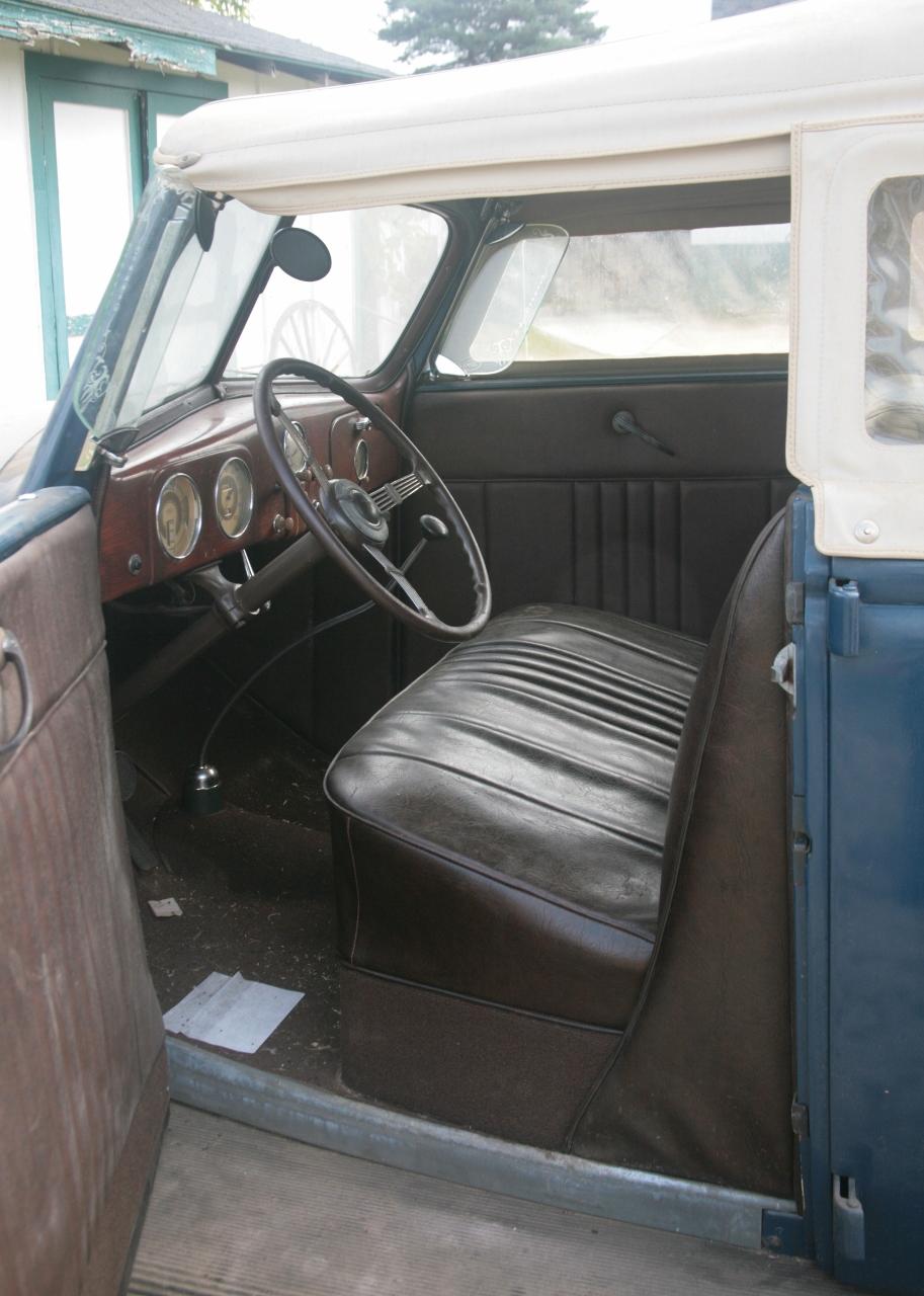 1937 Ford Phaeton