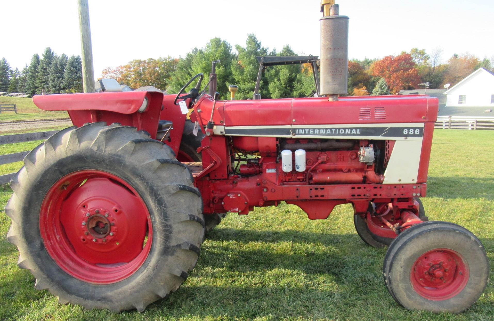 1977 International 686 Wide Front Tractor.