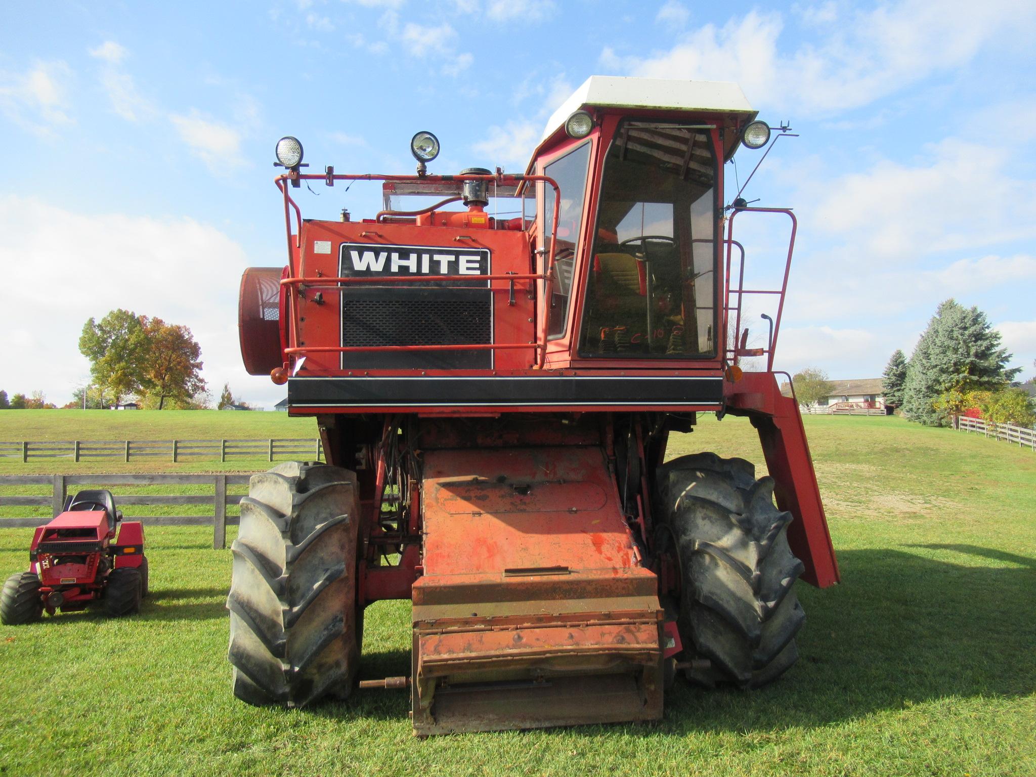 White 8900 Harvest Boss Combine with 2 Heads, White Kwik-Cut & 706N Corn head.