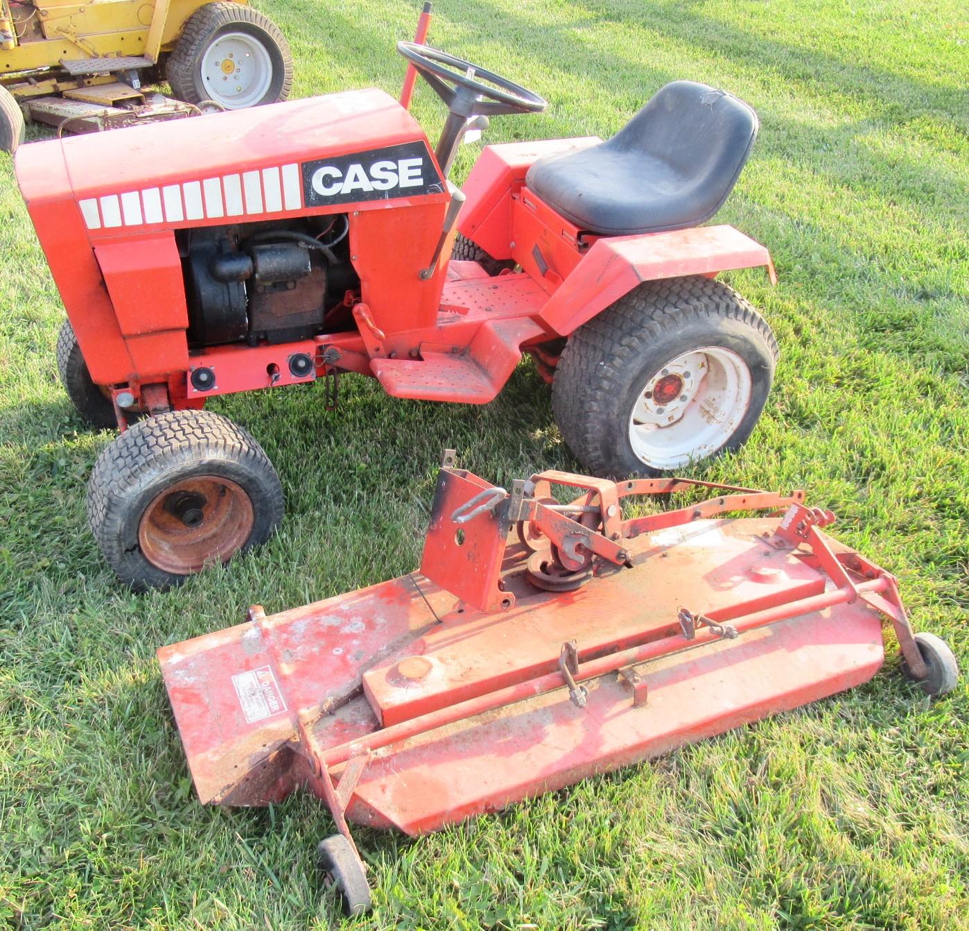 Case 222 Hydriv Garden Tractor with Belly Mower. Non Running.