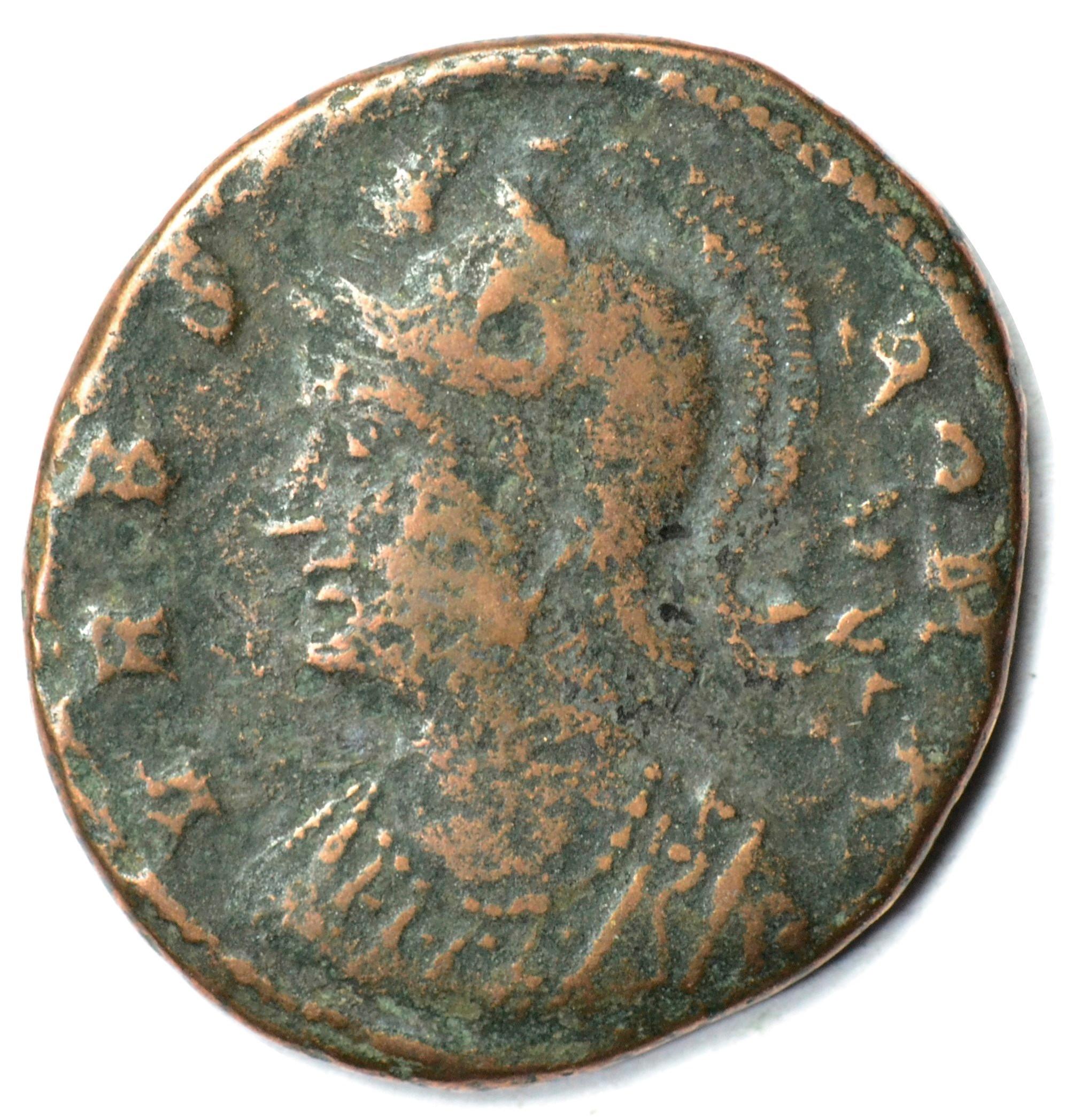 ANCIENT ROME - BRONZE URBS ROMA COIN - ROMULUS & REMUS - 330-346 AD