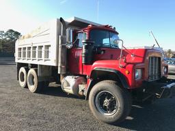 1993 Mack RD690s Tandem