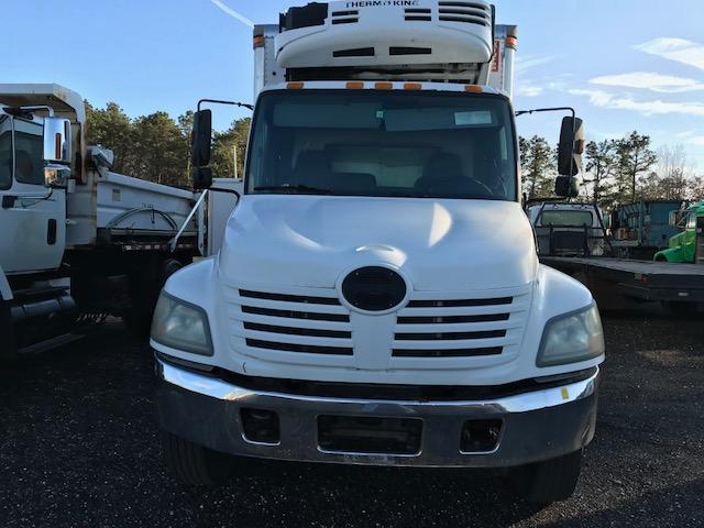 2006 Hino box truck