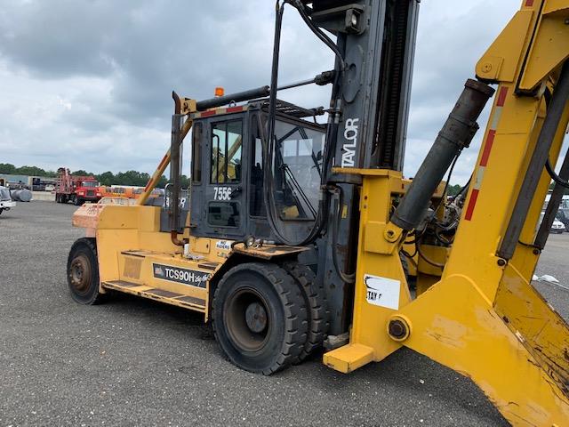 Taylor TCS90H Container forklift