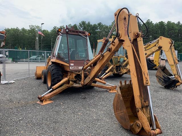 Case 580E Backhoe