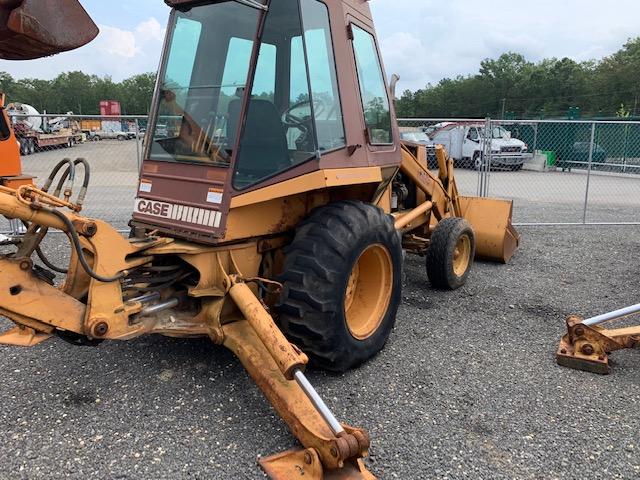 Case 580E Backhoe