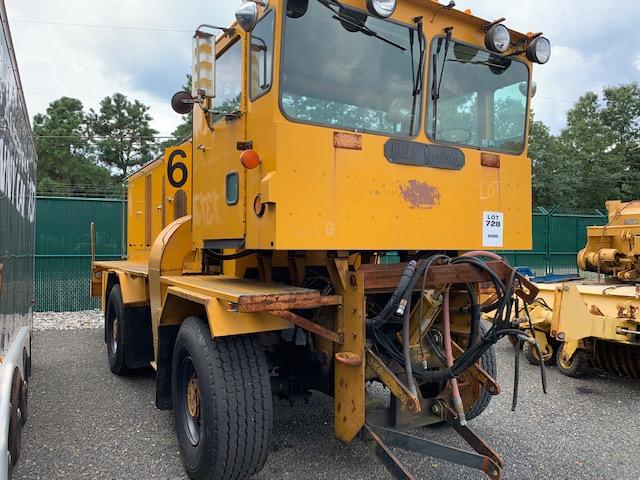 Idaho Norland Airport Sweeper