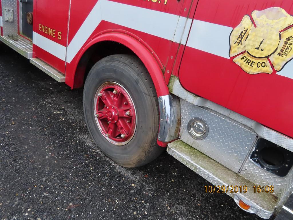 1977 Mack CF-600 Fire Truck