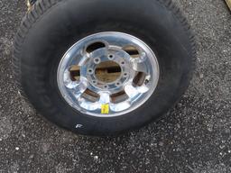 Chevy/GMC 8 lug wheels w/ tires