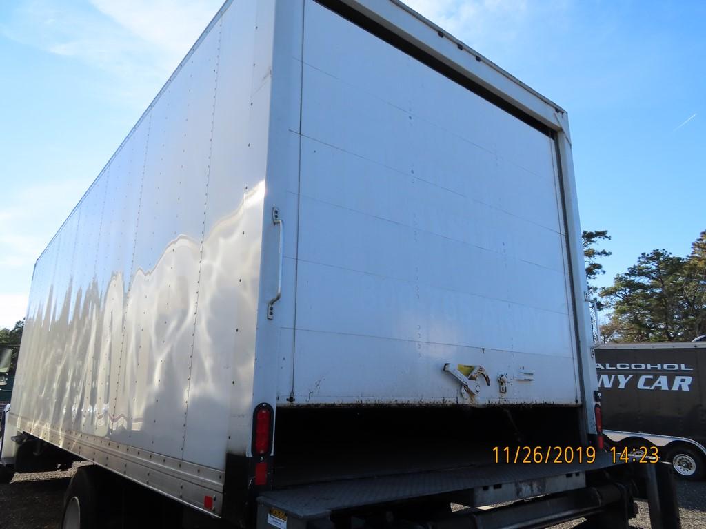 2013 FREIGHTLINER M2 BOX TRUCK