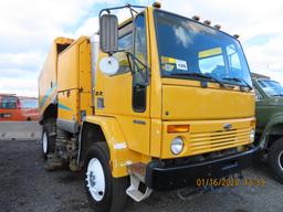 2002 Sterling SC-8000 Elgin GeoVac Sweeper