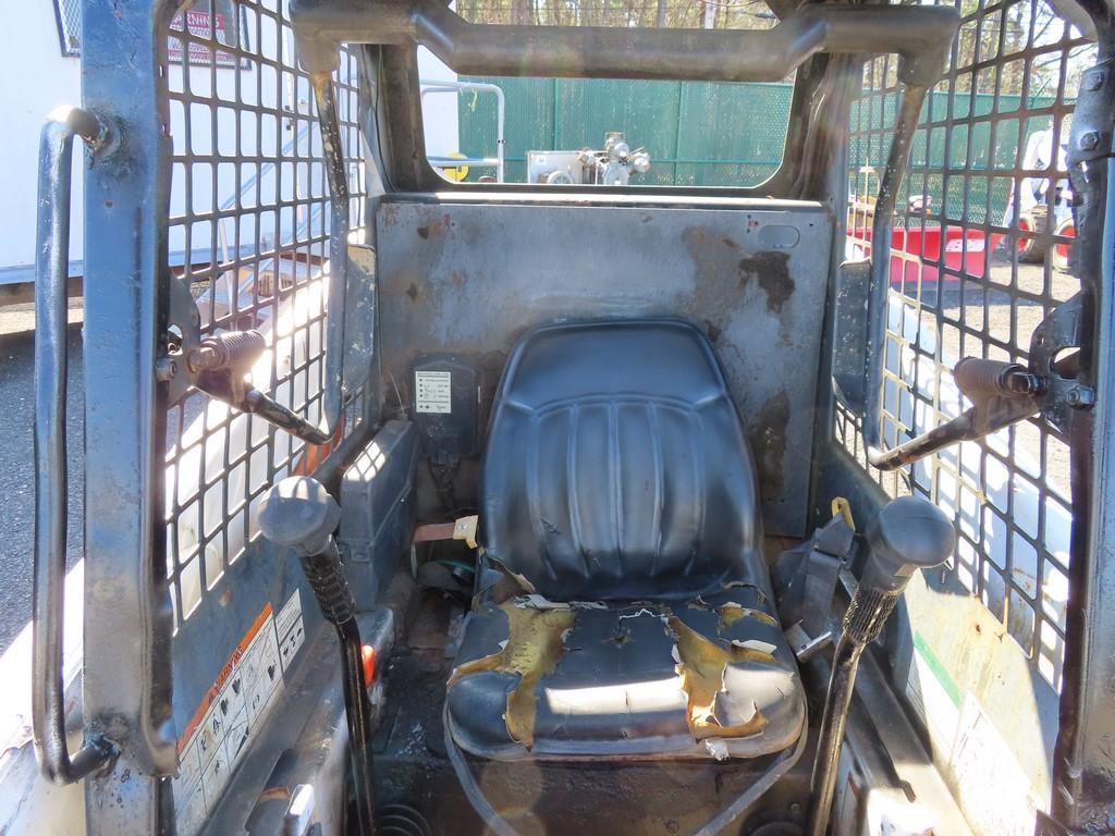 Bobcat 763 Skid Steer