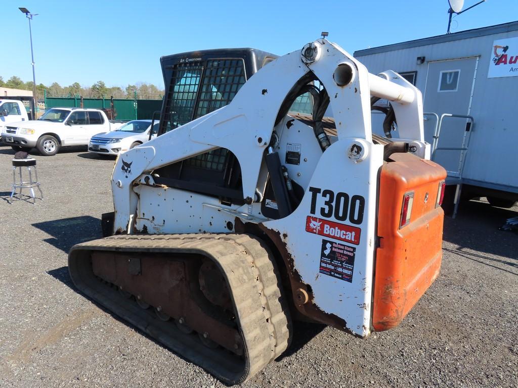 2008 Bobcat T300 Skid Steer