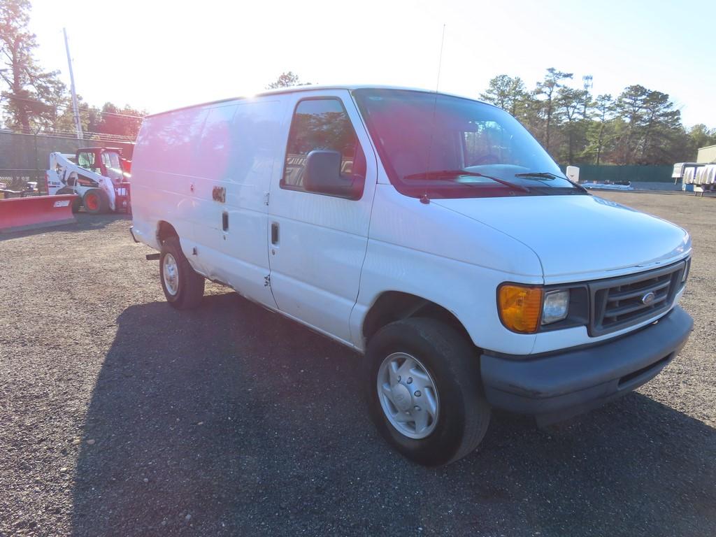 2006 Ford E-350