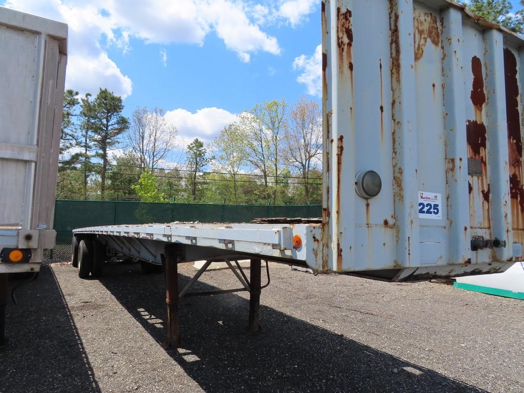 1994 FRUEHAUF 47’ Flat Deck Trailer