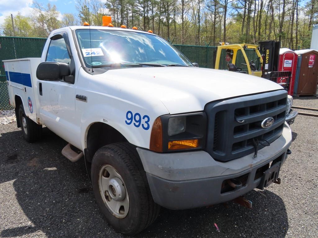 2006 Ford F-350 Service Body