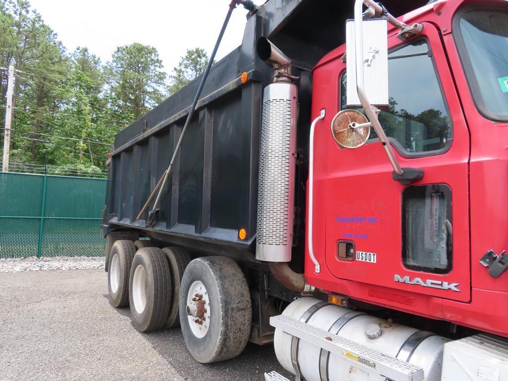 2007 Mack Granite CTP713 Tri-Axle Dump