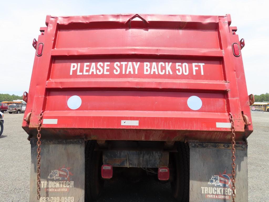 2004 Mack Granite CV713 Tri-Axle Dump