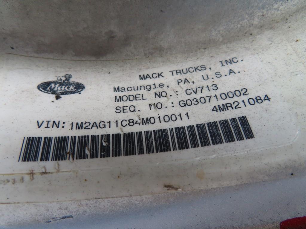 2004 Mack Granite CV713 Tri-Axle Dump