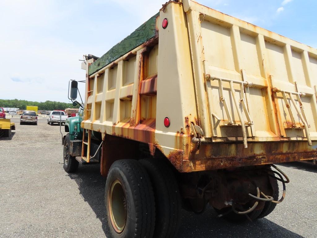 1990 GMC Topkick Single Axle Dump w/ Plow