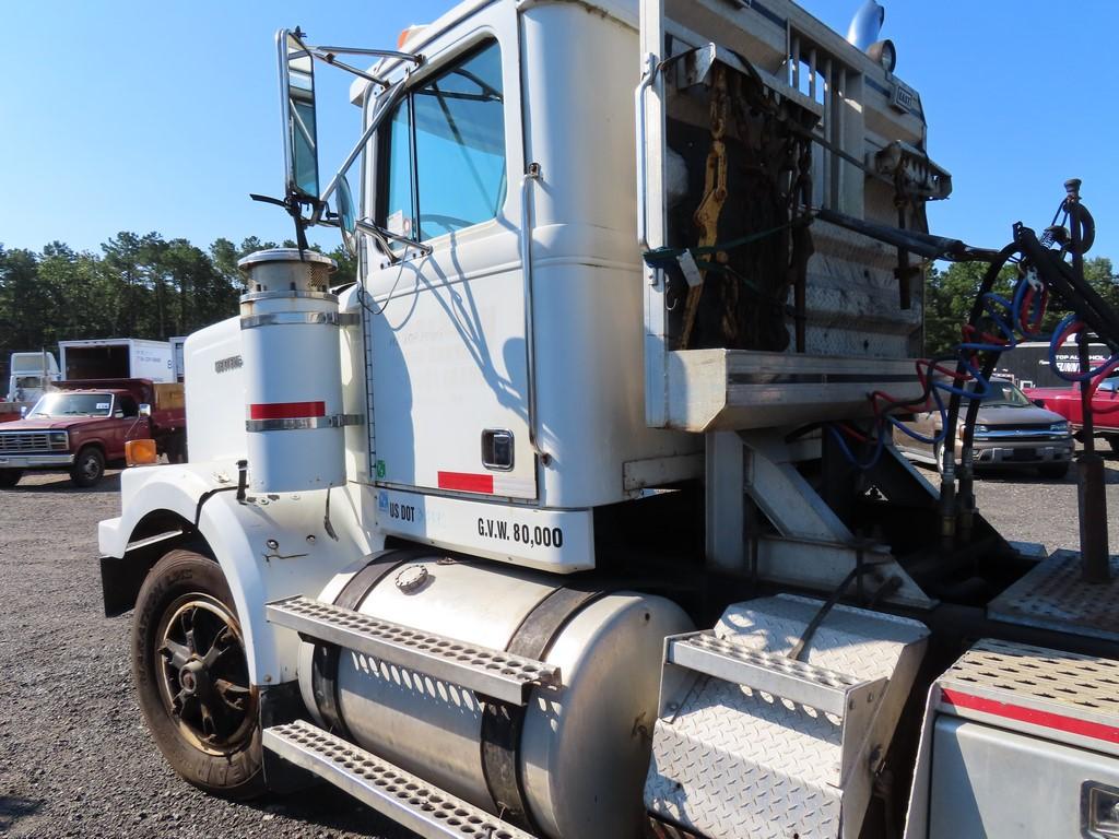 1990 Western Star w/ 2004 Landoll 930c Trailer