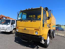 2002 Sterling SC-8000 Elgin GeoVac Sweeper