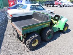 John Deere Gator 6x4