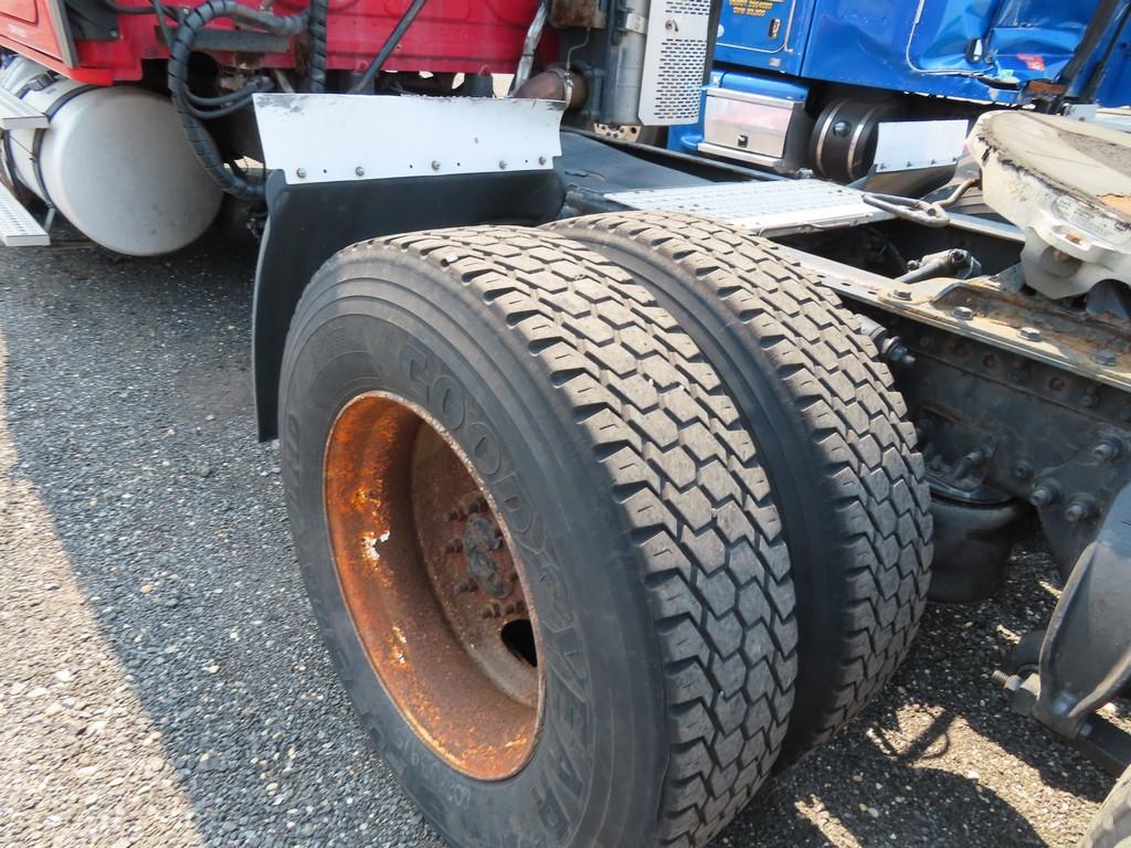 2013 Freightliner  Cascadia Tandem (JACKSON NJ)