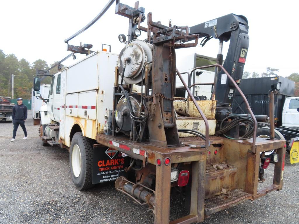 2006 International 7300 Service Truck w/ Hiab Crane