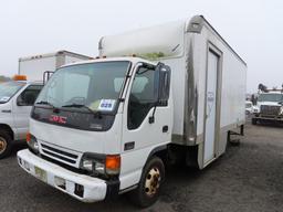 2001 GMC W3500 Box Truck