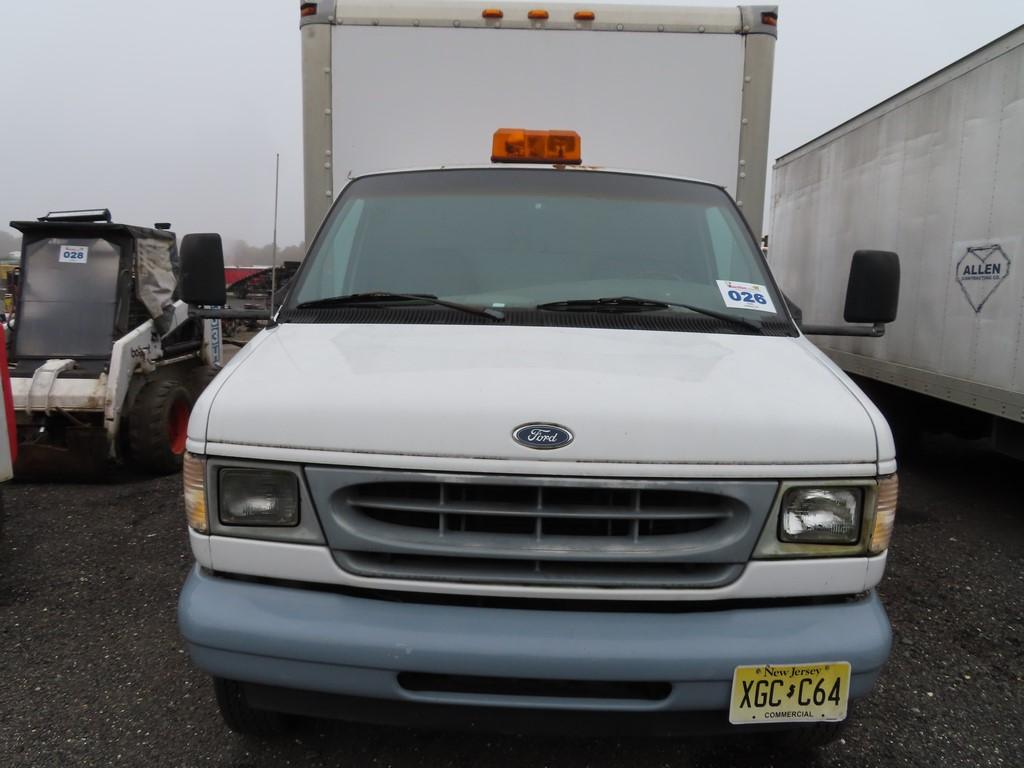 1999 Ford E-350 Box Truck